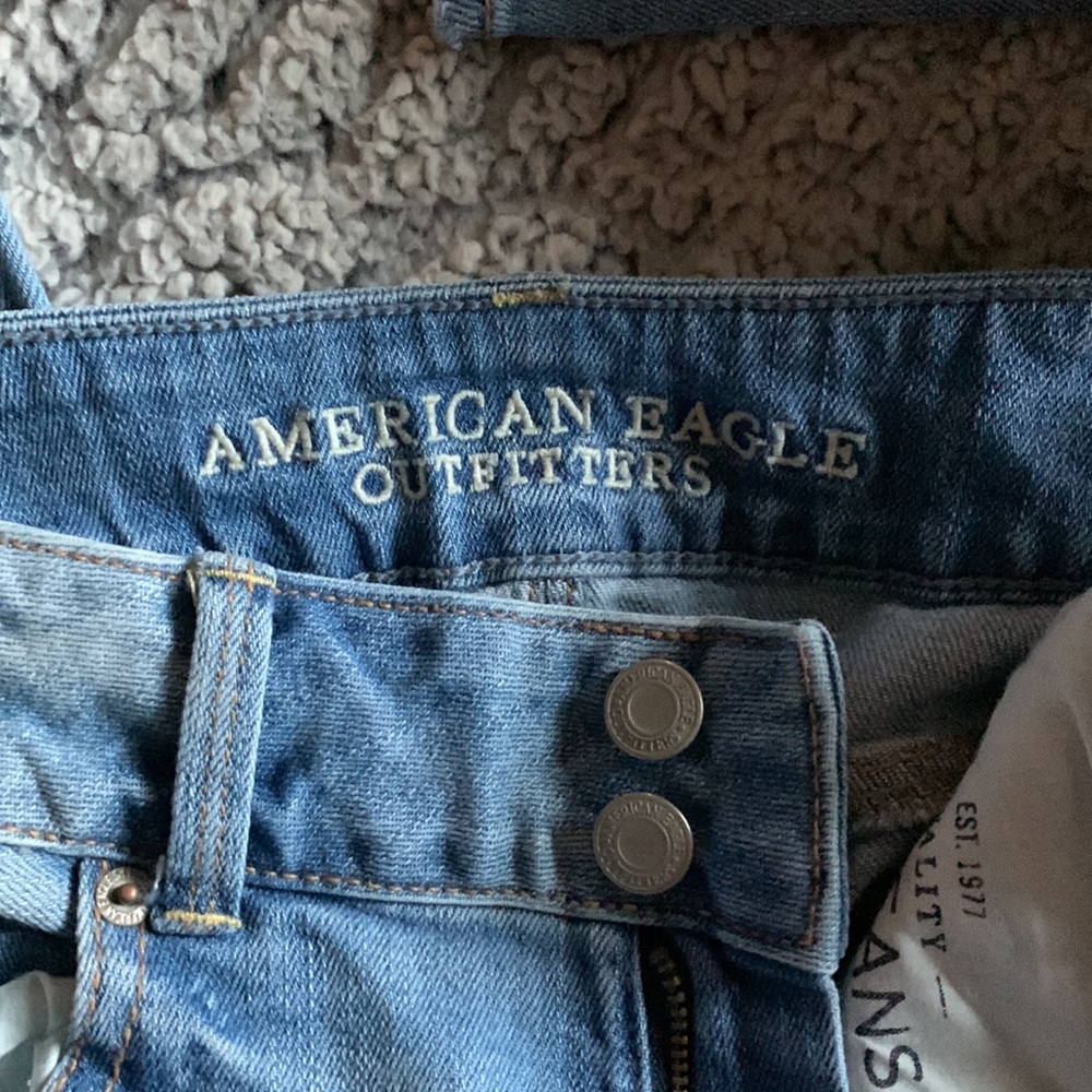 American Eagle Distressed Artist Crop Stretch Jeans — 8 - Picture 5 of 6